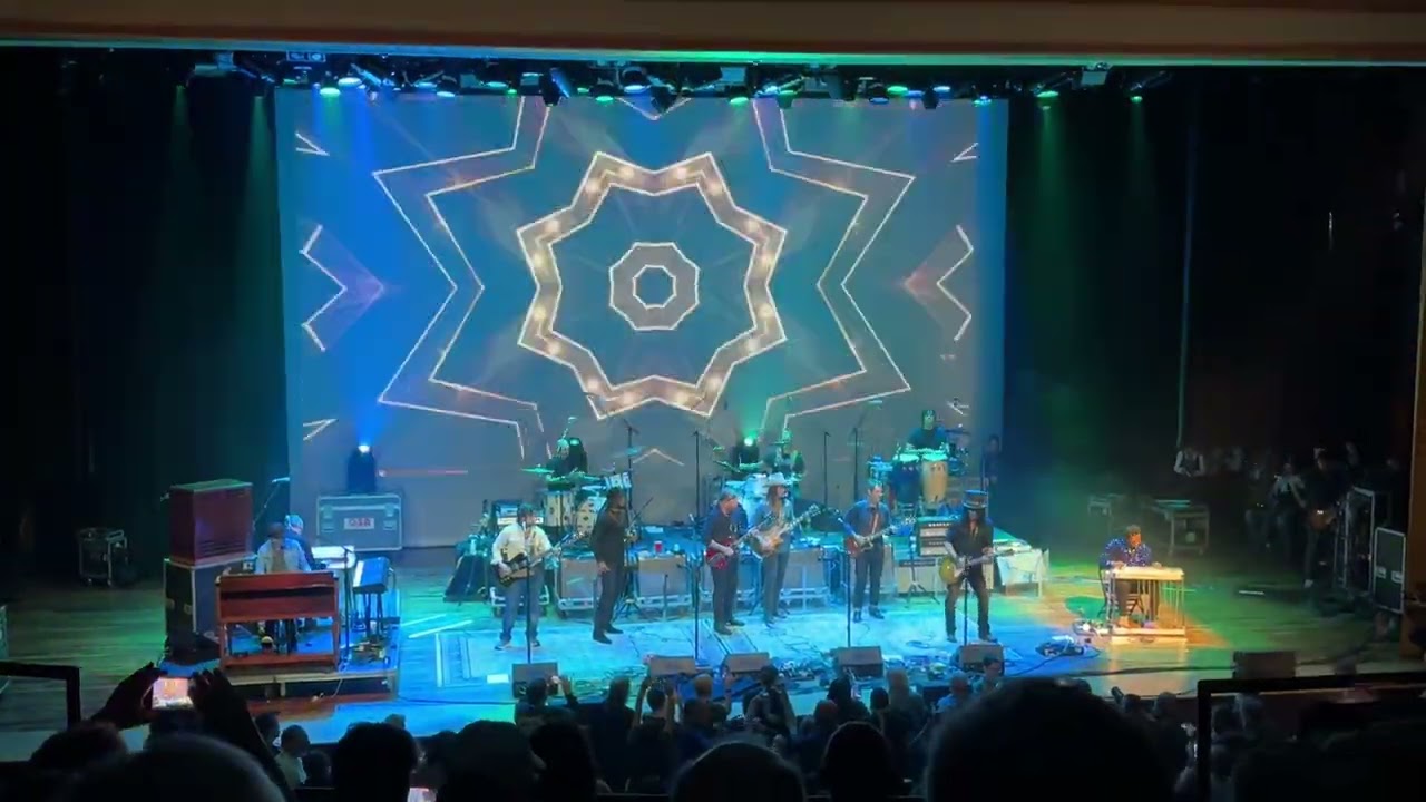 Allman Betts Family Revival with Slash &ldquo;Trouble No More&rdquo; with Lamar Williams Jr on vocals - YouTube