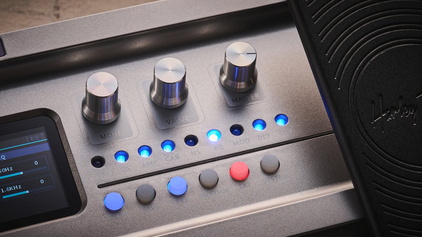 Harley Benton DNAfx GiT multi-effects