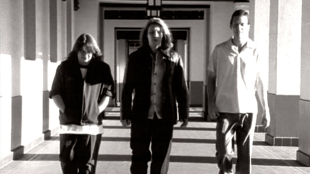 Goo Goo Dolls - Name [Official Music Video] - YouTube