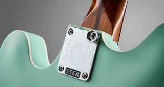 Fender Tom DeLonge Starcaster