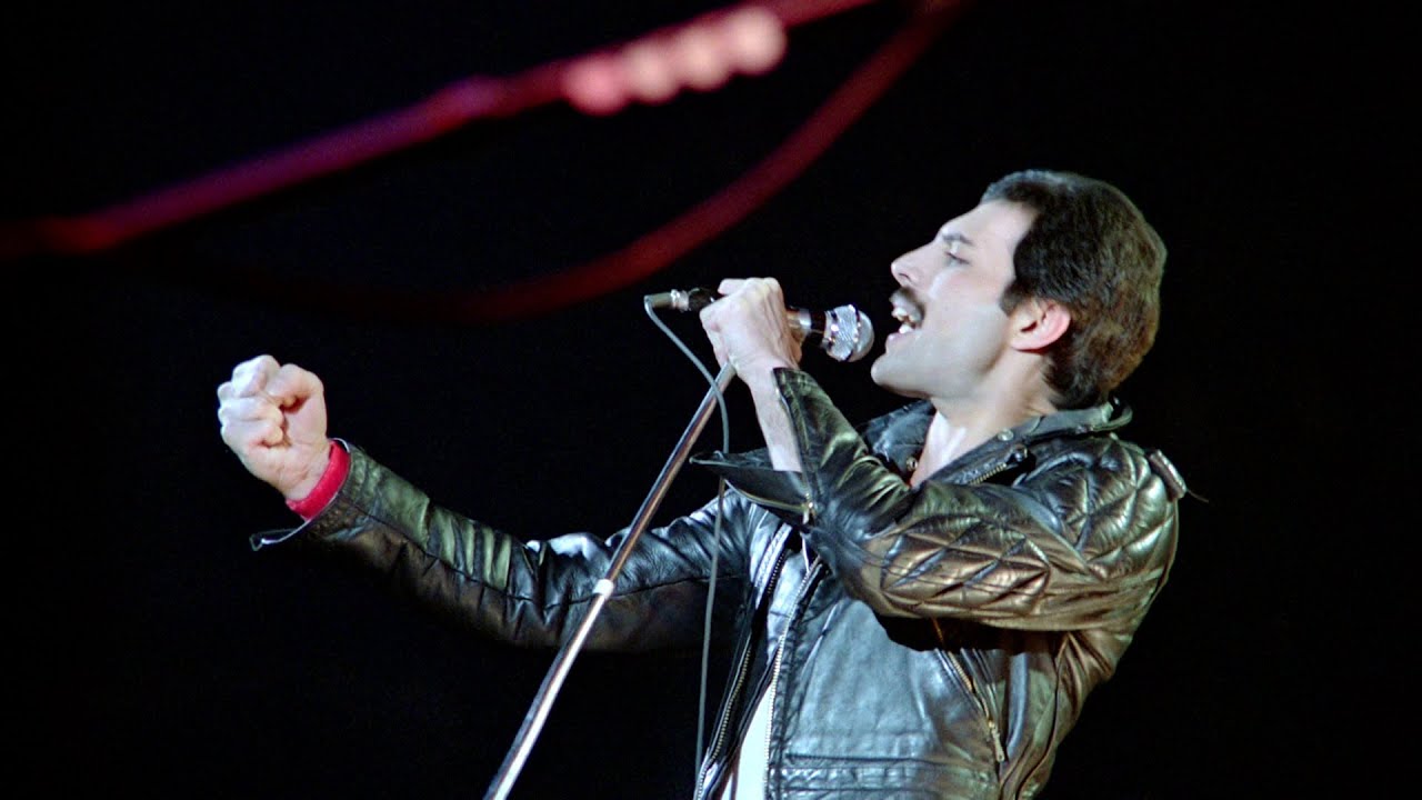 1. We Will Rock You (fast version) - Queen Live in Montreal 1981 [1080p HD Blu-Ray Mux] - YouTube