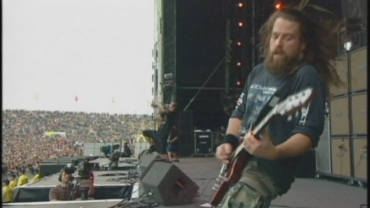 Lamb Of God - Now You've Got Something To Die For -Live At Download- HIGH DEFINITION - YouTube
