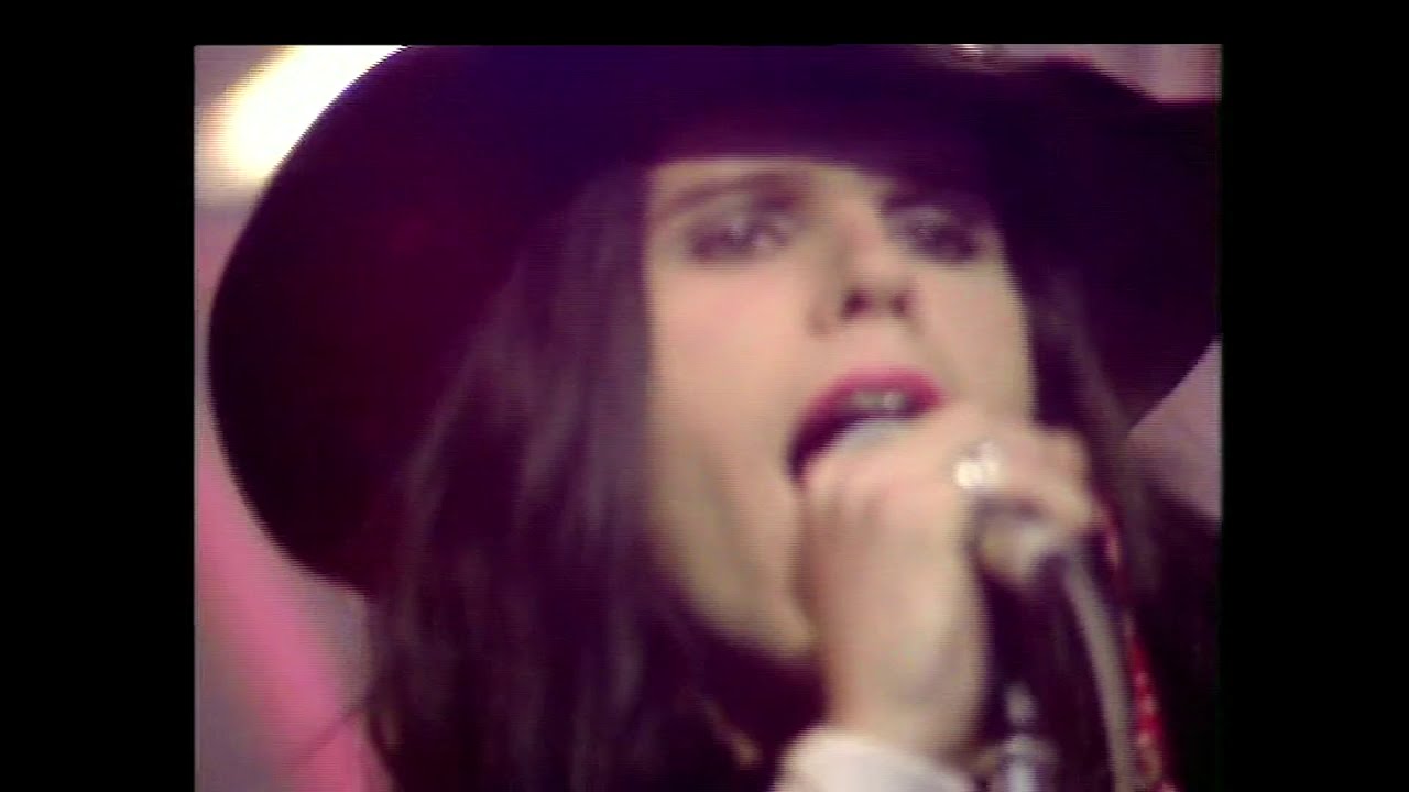 The Cult 'She Sells Sanctuary' TOTP (1985) HD - YouTube