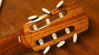 Tuning up a classical guitar