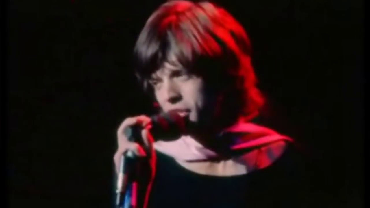 Rolling Stones - Can't You Hear Me Knocking 1971 - YouTube
