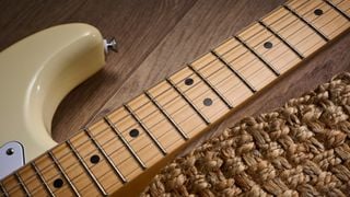 Fender Standard Stratocaster Olympic White