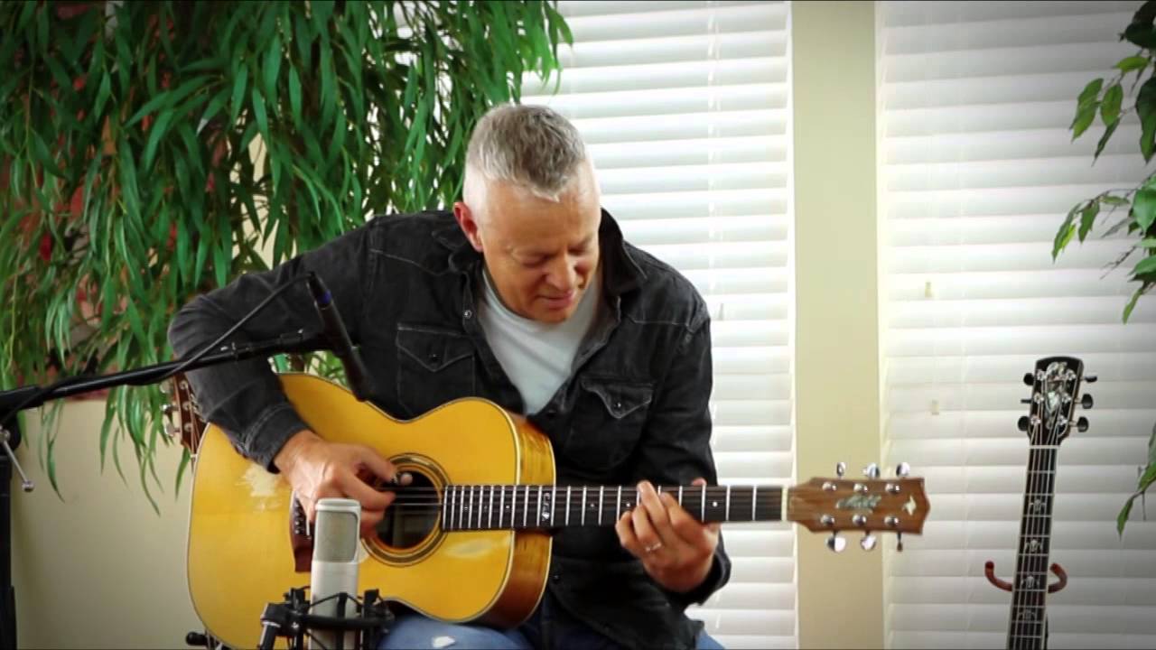 Somewhere Over The Rainbow | Tommy Emmanuel - YouTube