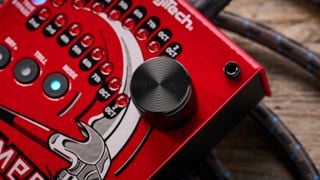 Close up of the rotary knob on a Digitech HammerOn pitch shifter pedal