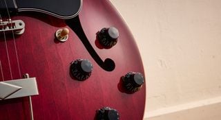 Gibson ES-330