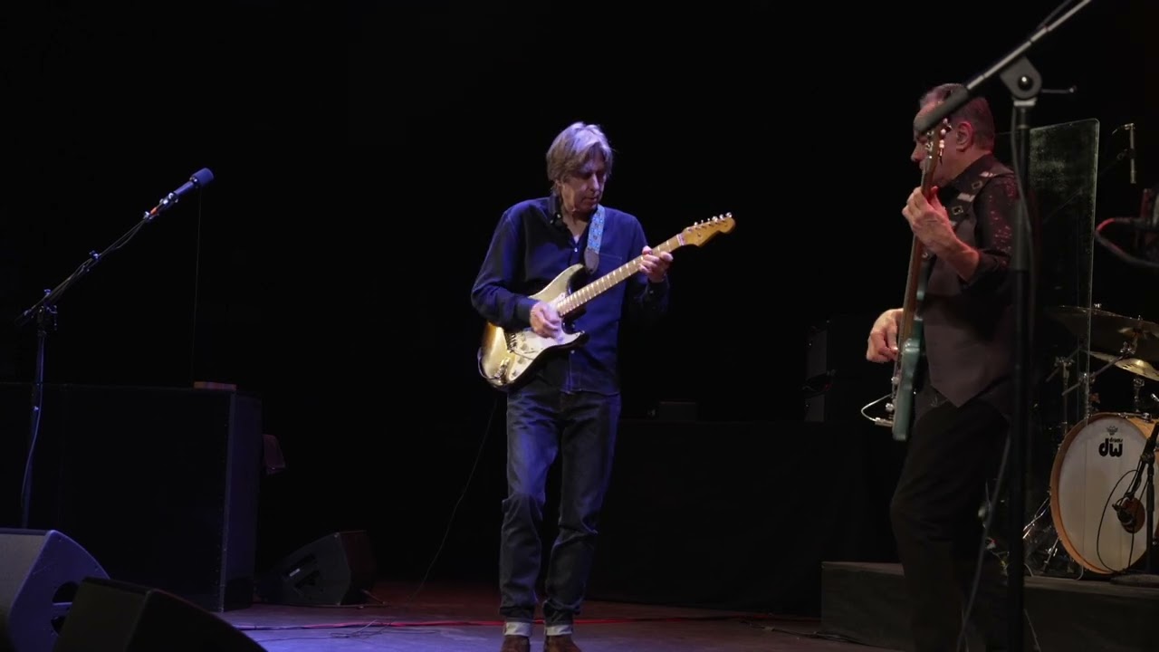Eric Johnson - 