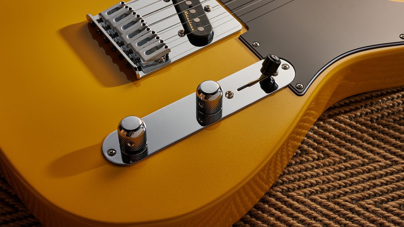 The control panel of the Fender Player II Modified Telecaster