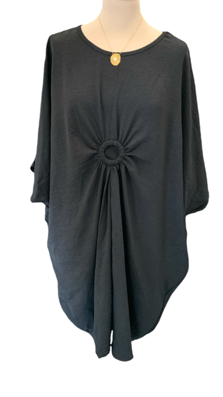 Lonnie tunic/blouse. Black. Onesize 38-50. fra KJOLEUNIVERSET.DK