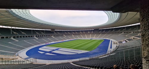 OLYMPIASTADION fra guide-berlin