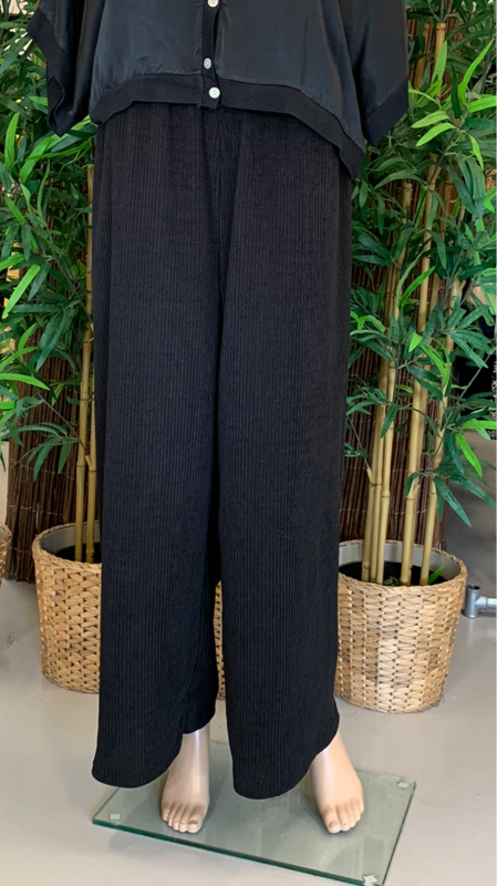 Maria stretch fløjel pants, Black. Onesize 36-46. fra KJOLEUNIVERSET.DK