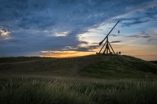 Solnedgangen nydes en sommeraften fra Fyrbakken med vippefyret i Skagen en smuk sommeraften fra klee-fotokunst.dk