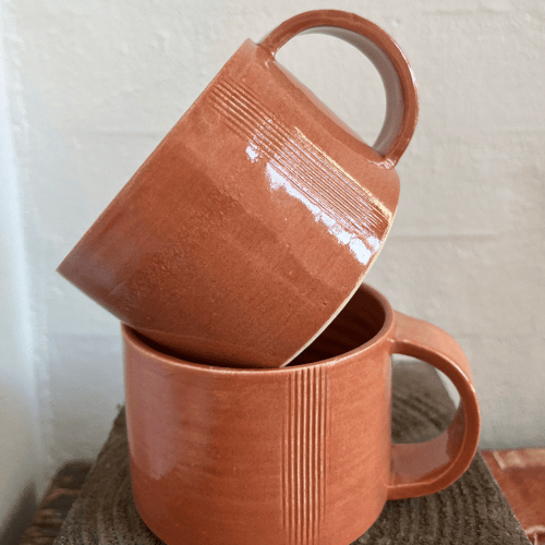 Kop med hank, mørk rosa