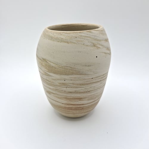 Hånddrejet vase  fra K for