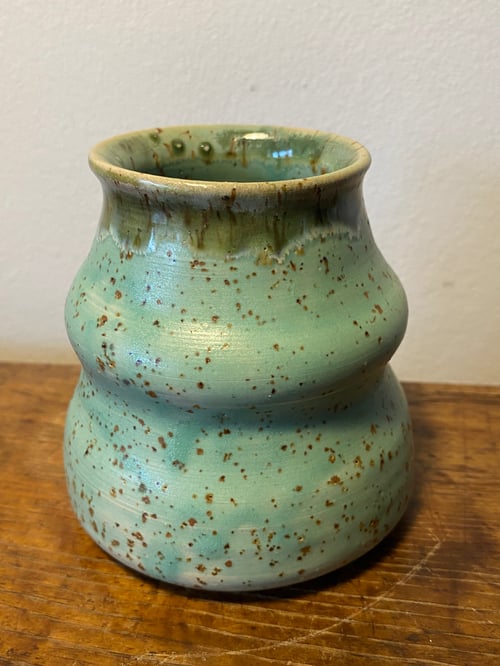 Sød buttet vase  fra ByBjerning