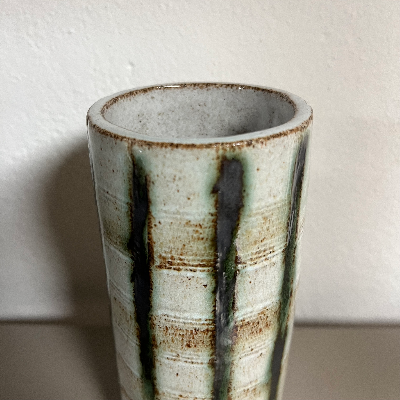 Vase, hvid nistret, med mønster - billede 2