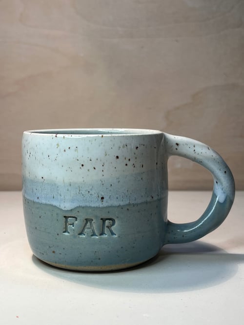 Far kop. 340 ml. H: 7,5 cm fra Clay By Hornstrup