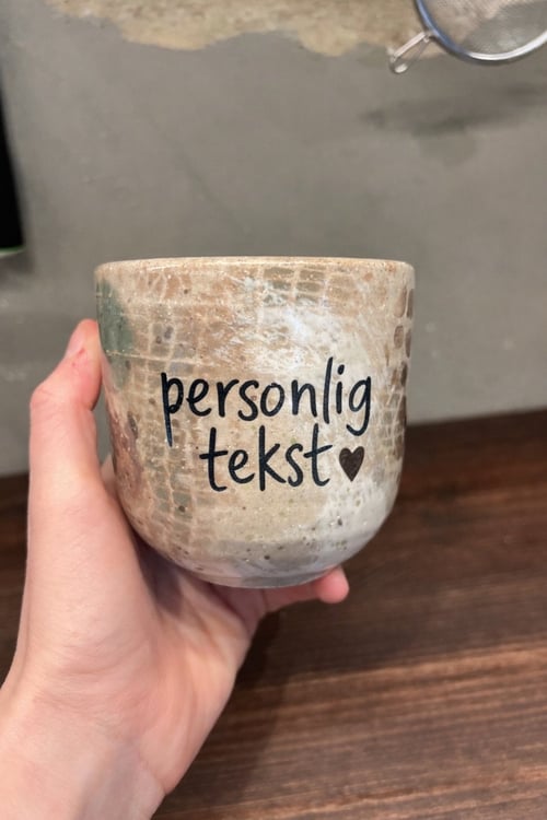 personlig art kop jordfarver 