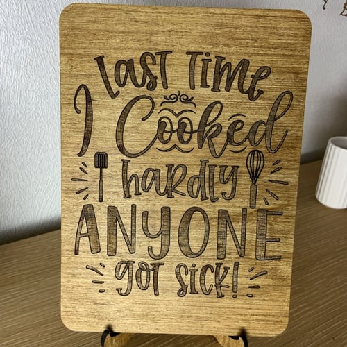 Lille sjovt træ skilt fra Made by Dahl