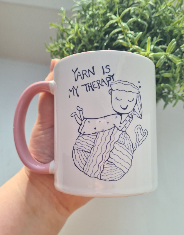 Krus: yarn is my therapy Rosa - billede 1