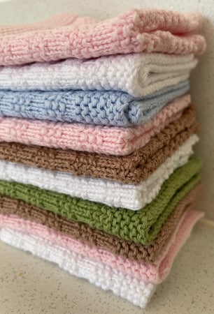 Færdigstrik: Gæstehåndklæder i portugisisk bomuld m. perlestrik (forskellige str. og farver) - Produkt nr. 7