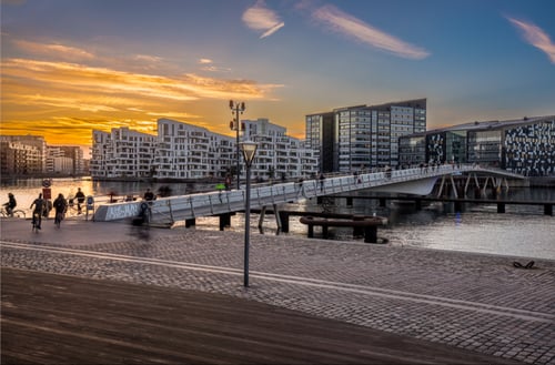 Smukt lys over Bryggebroen lige efter solnedgang en smuk vinteraften  fra klee-fotokunst.dk