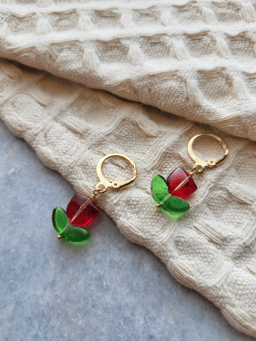 Tulip Hoops Rød/Forgyldt  fra Dimamo Jewelry 