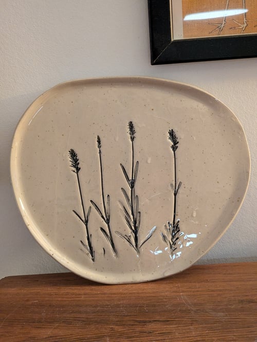 Fad med lavendel  fra LaVA Keramik