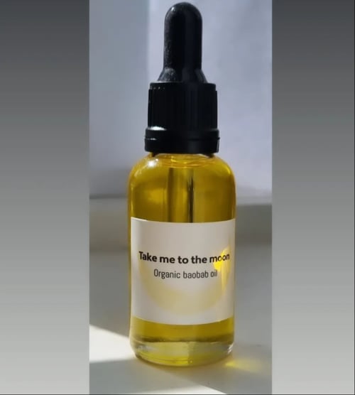 Organic baobab fra To the moon