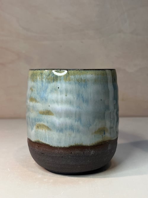 Swirl kop. 330 ml. H: 9 cm fra Clay By Hornstrup