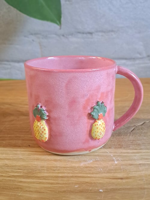 Ananas koppen kan indeholde 300 ml. fra Kathrines keramik