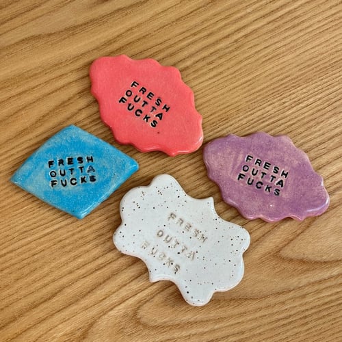 Magneter - Fresh Outta Fucks fra Pottemageriet 