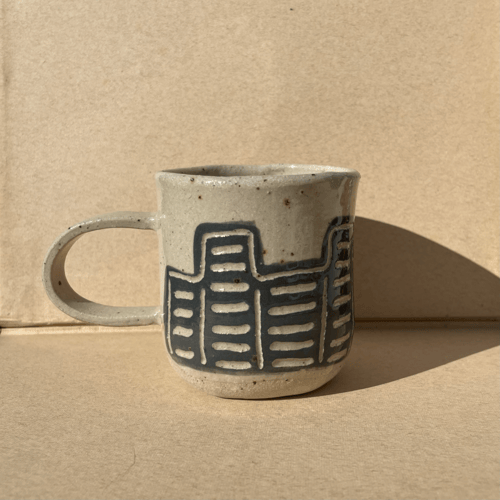 Sgraffito-kop med hank