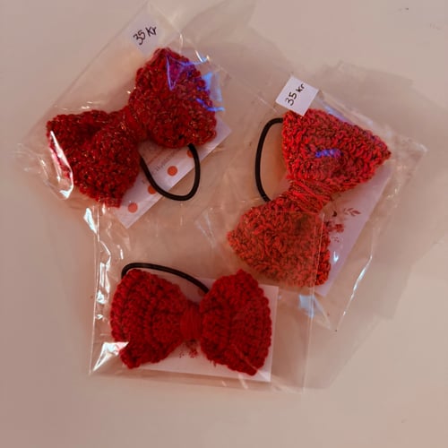 Hæklet sløjfe elastik  fra Strikket & hæklet