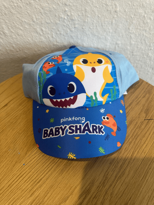 Baby Shark cap one size