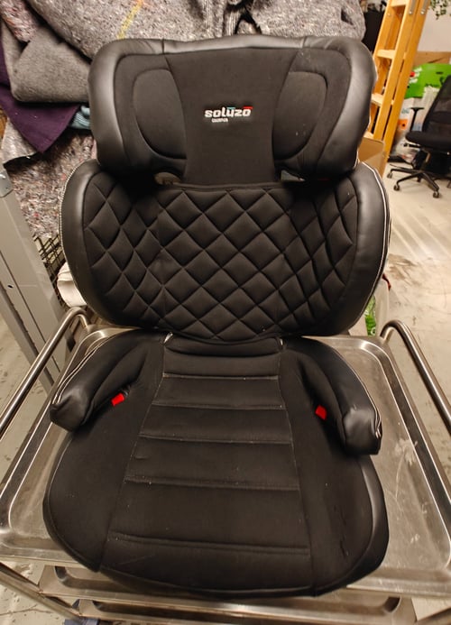 Soluzo børnesæde med isofix fra Handyshoppen
