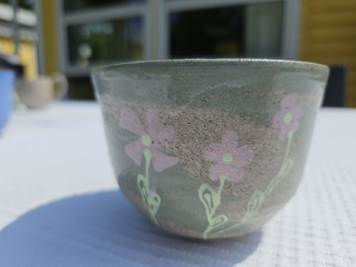 Blomstermarken fra Svanen Glaskunst og lerklumper