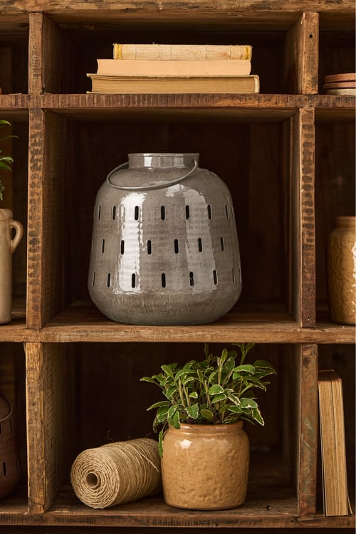 Lygte m/hulmønster og hank  fra Le Garage