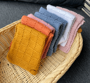 Kit: garn   opskrift til 3 gæstehåndklæder i indisk bomuld med rudemønster - Produkt nr. 106