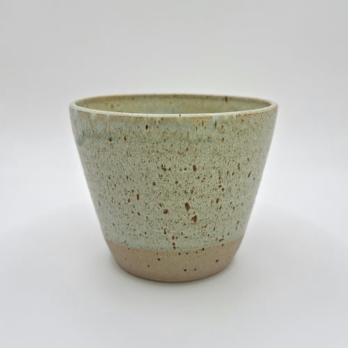 Unika hånddrejet kop