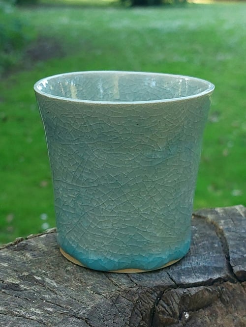 Lille kop i Glacier glasur m. krakeleringer