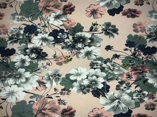 Jersey bomuld digitalt print, elegant blomsterprint, grøn, hvid, rosa 140 x 3m.  fra Stofladen