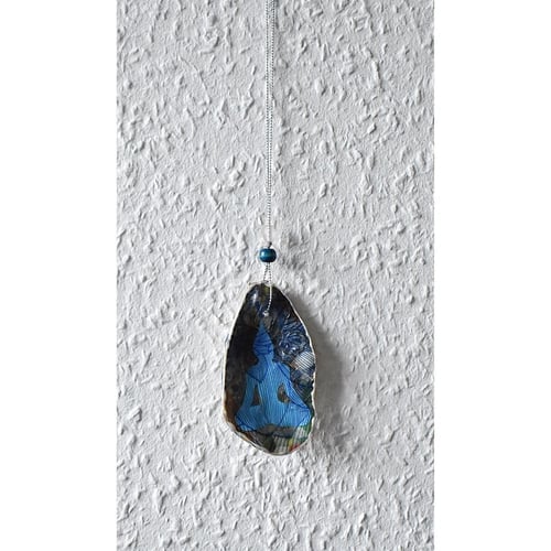 Blå Buddha i mørk nat fra Baryhl Art