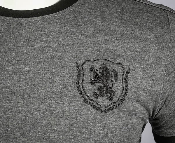 Сива фланелка "Сърце, душа за България"