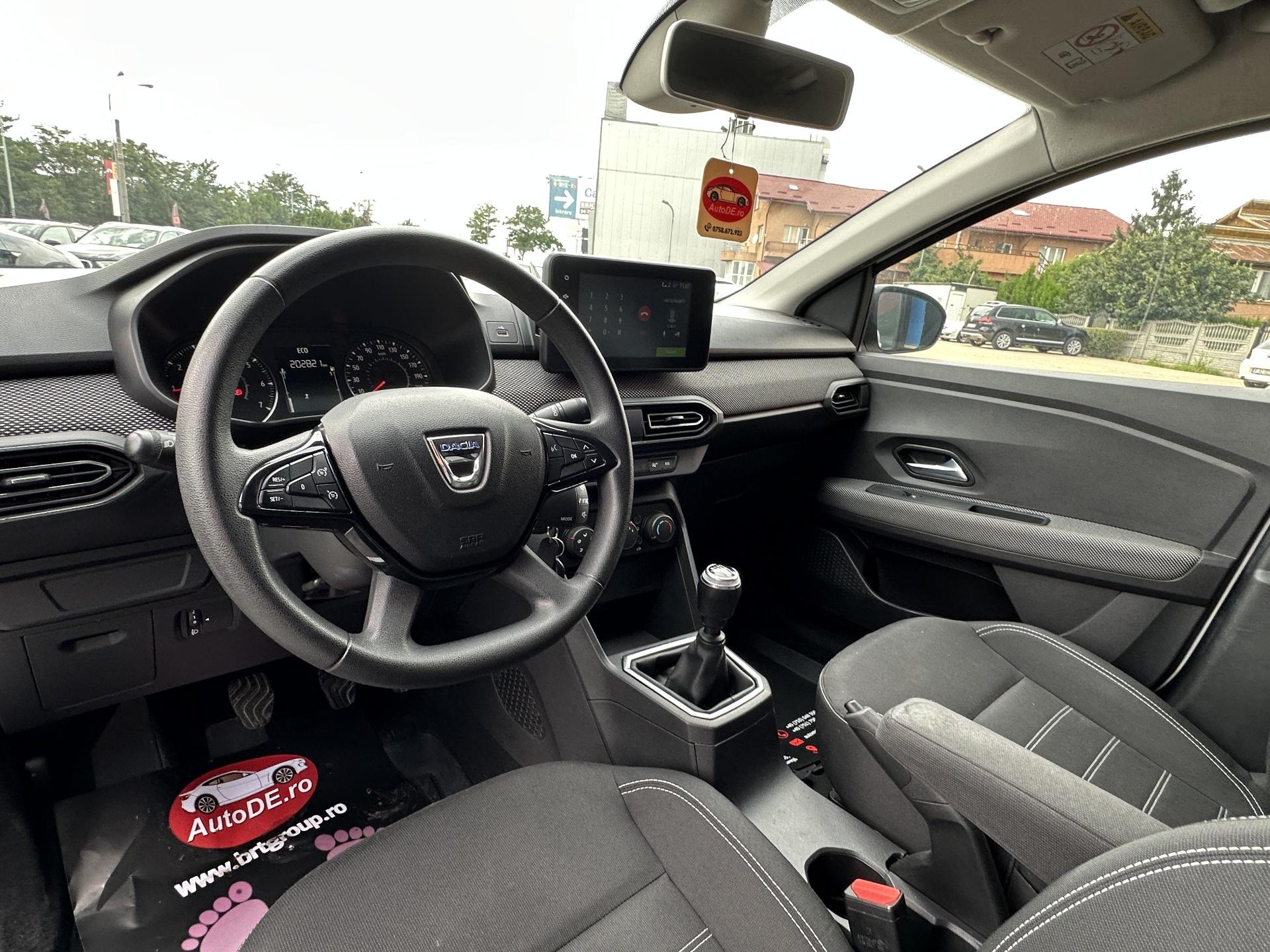 Dacia-Logan