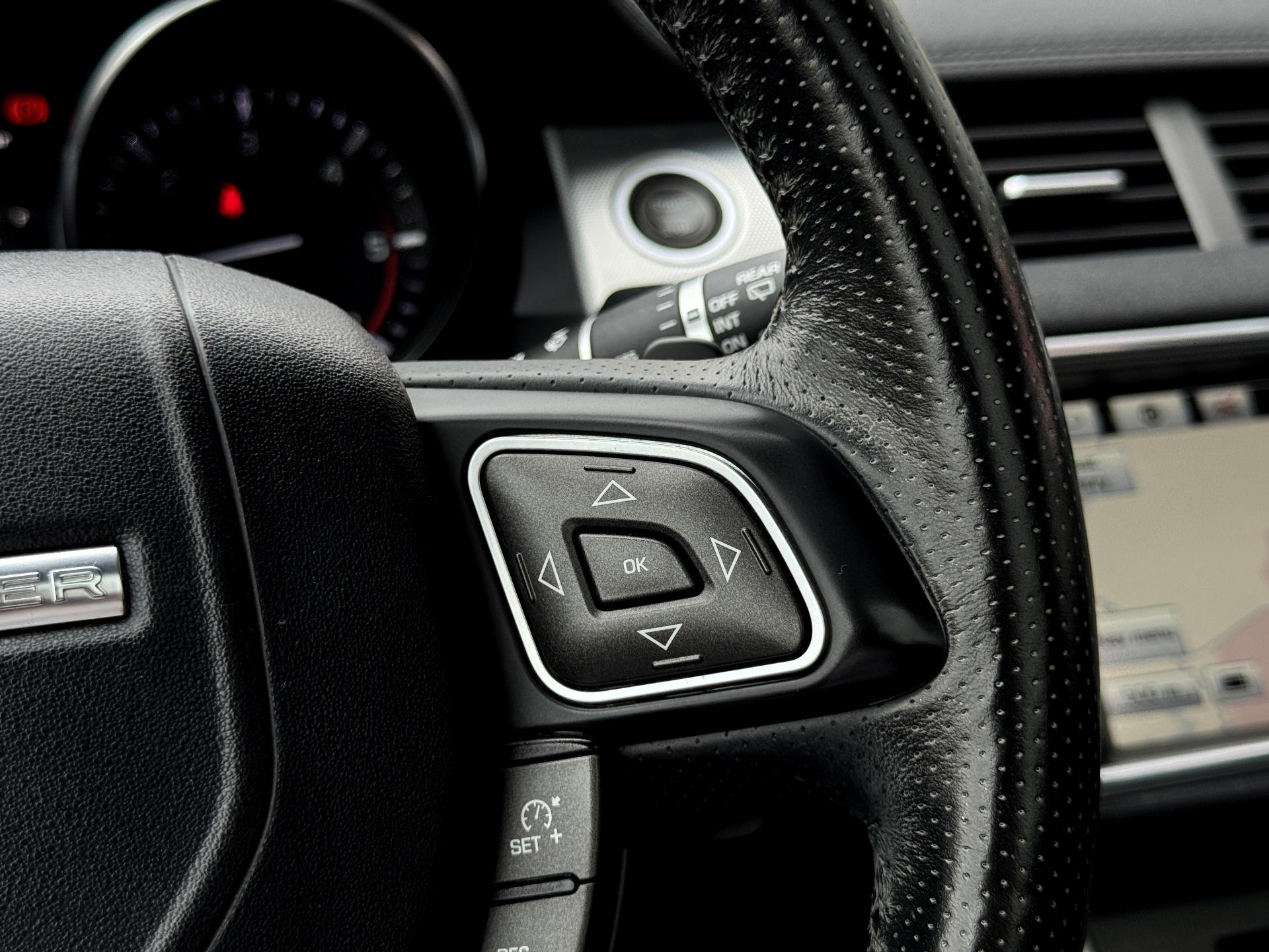 Land Rover-Range Rover Evoque