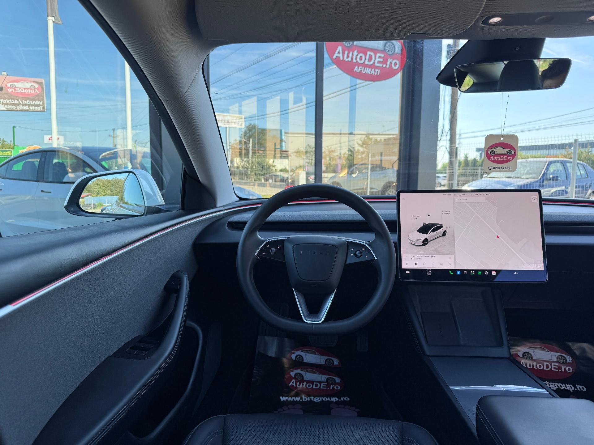 Tesla-Model 3
